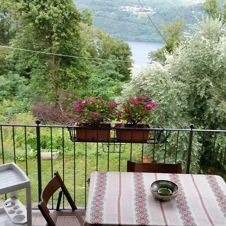 Apartamento G&g2 Con Giardino