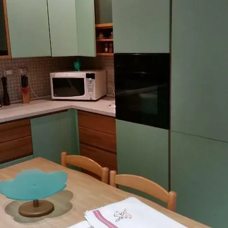 Apartamento G&g2 Con Giardino